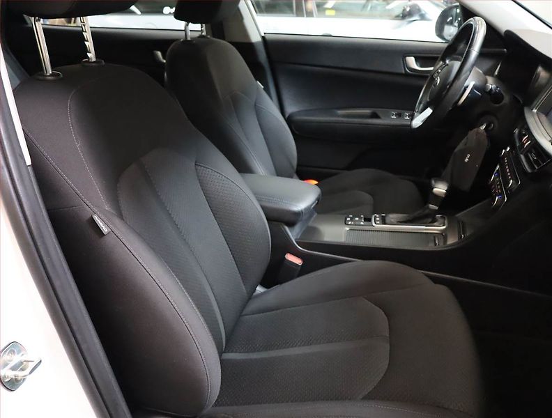 Kia Optima (2019) 1.6 CRDi, Automat, Serv.kniha - fotka 9 z 20