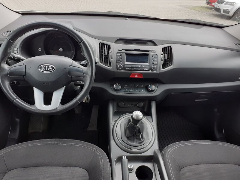 Kia Sportage (2011) 2.0 GDi 4x4 ČR - fotka 7 z 32
