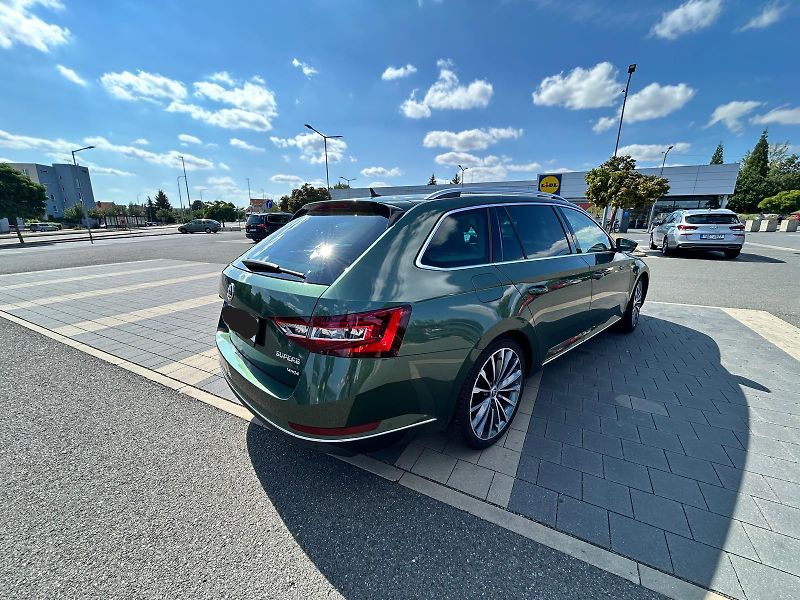 Škoda Superb (2018) - fotka 5 z 12