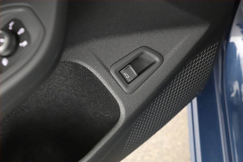 Kia Sportage (2021) 1.6 T-GDI, 4X4, Automat, ČR - fotka 13 z 21