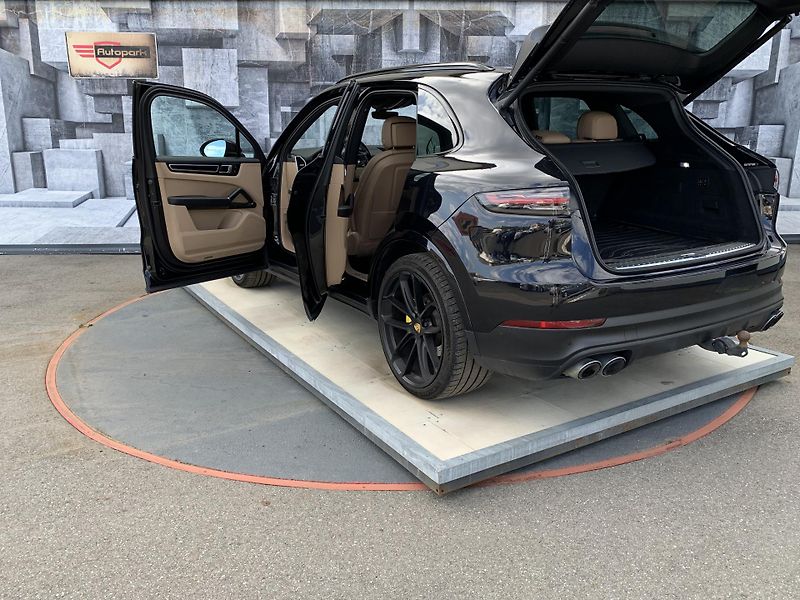 Porsche Cayenne (2019) 3.0i, 250KW, VZDUCH, ZÁRUKA - fotka 9 z 25