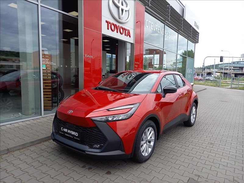 Toyota C-HR 1,8 Comfort - fotka 1 z 15