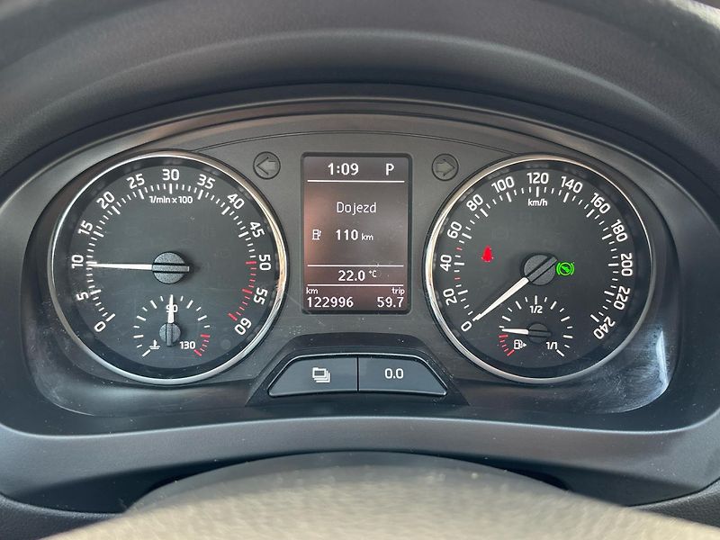 Škoda Rapid AMBITION DSG - fotka 11 z 25