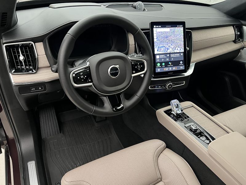 Volvo XC90 T8 AWD RECHARGE ULTRA BRIGHT - fotka 4 z 57