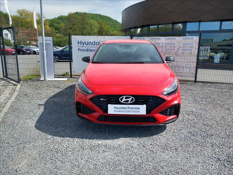 Hyundai i30 1,5 T-GDi N-LINE - fotka 2 z 26