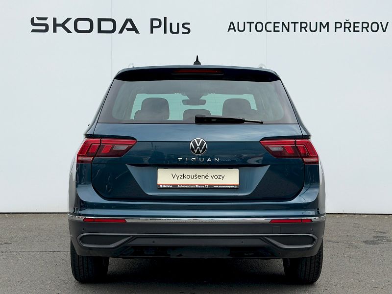 Volkswagen Tiguan (2021) 1.5 TSI 110kW LIFE - fotka 30 z 35