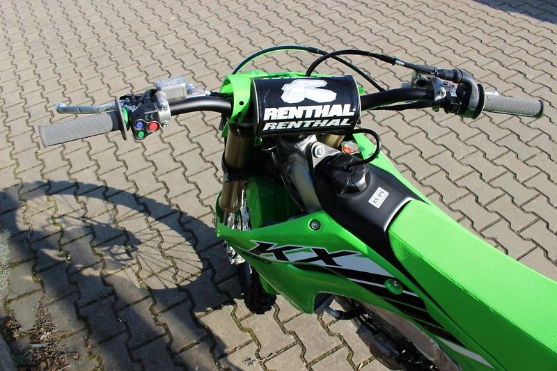 Kawasaki KX 250 F (2025) Nový model 2025 SKLADEM - fotka 5 z 7