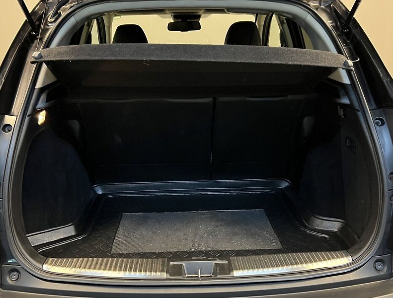 Honda HR-V 1.5 i-VTEC AT EXECUTIVE - fotka 11 z 17