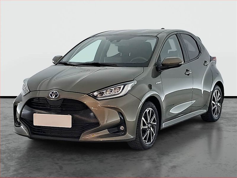 Toyota Yaris (2021) 1.5 VVT-i Hybrid, Automat - fotka 2 z 20