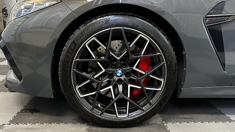 BMW M8 COMPETITION/TOP STAV/ZÁRUKA - fotka 15 z 50