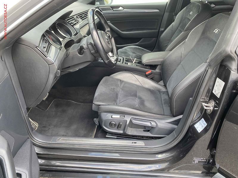 Volkswagen Arteon (2019) 2.0 TSi, R-Line, DSG, TZ - fotka 9 z 19