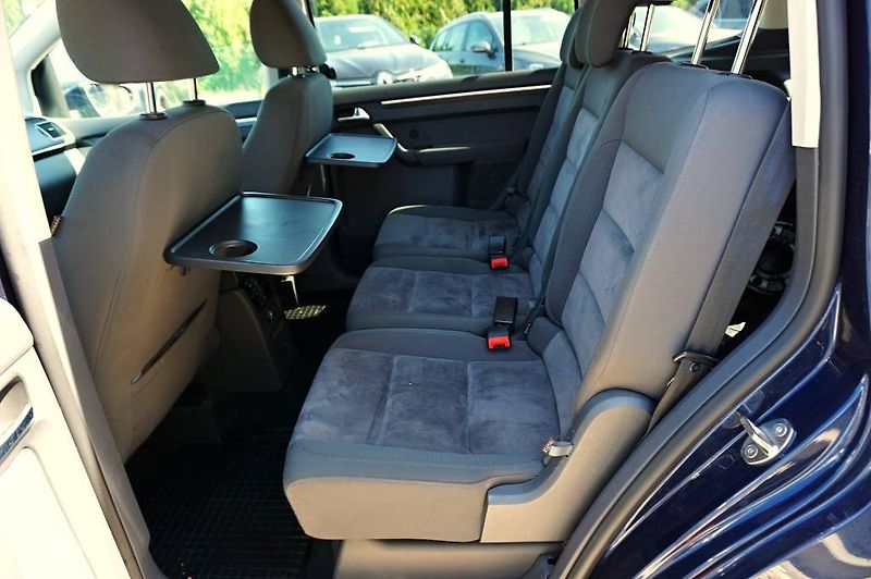 Volkswagen Touran (2011) 2,0 TDI 103 kW - fotka 22 z 48