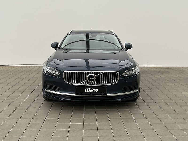 Volvo V90 2.0 Recharge 4x4 Inscription - fotka 8 z 29