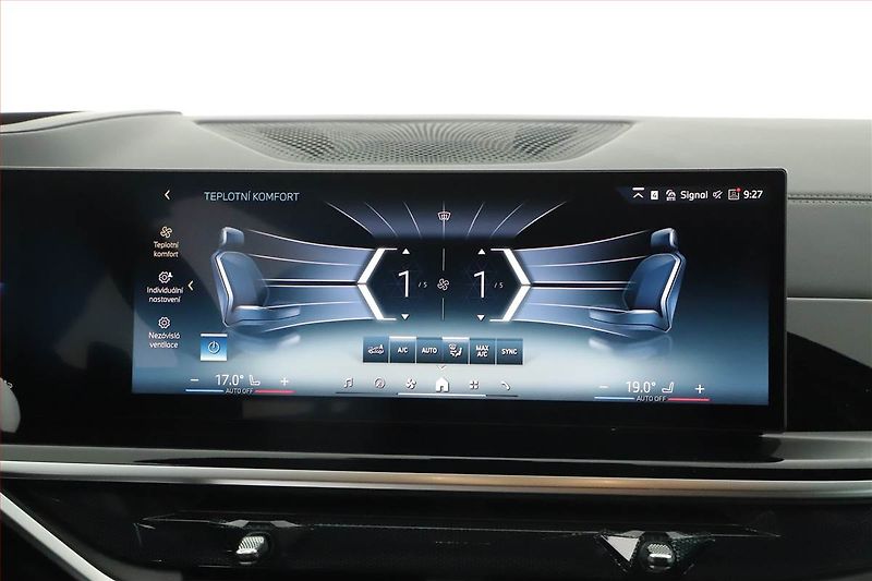 BMW X5 (2025) xDrive40i, M PAKET, DPH - fotka 18 z 27