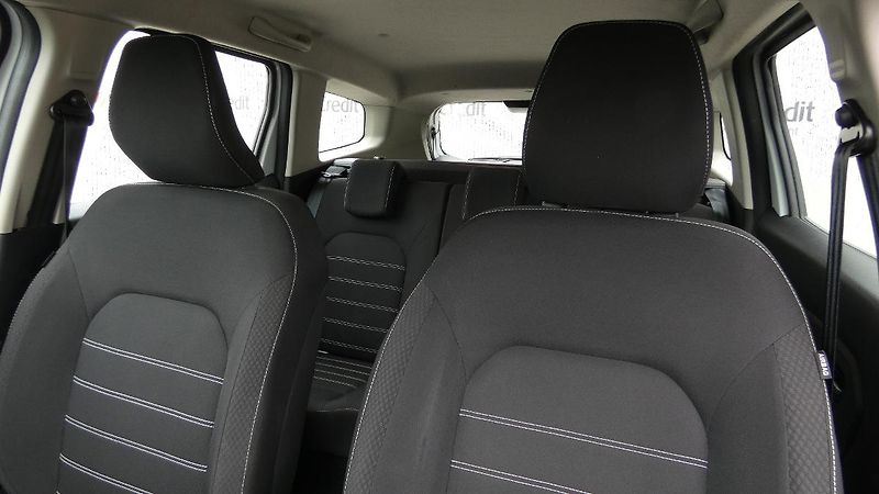 Dacia Duster 1.5 Blue dCi 4x4 Comfort - fotka 7 z 24