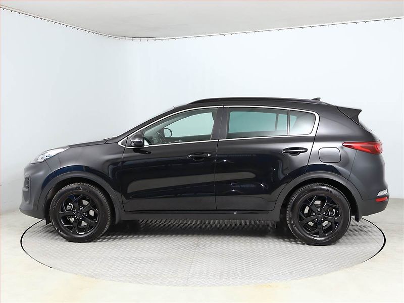 Kia Sportage (2021) 1.6 CRDi - fotka 3 z 18