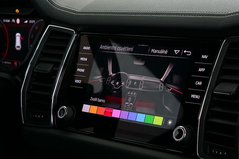 Škoda Kodiaq 2.0TDI 147kW 4x4 L&K Tažné DCC - fotka 38 z 45