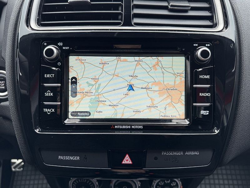 Mitsubishi ASX (2018) 1.6i Mivec Xenony Navi Kamera - fotka 12 z 48