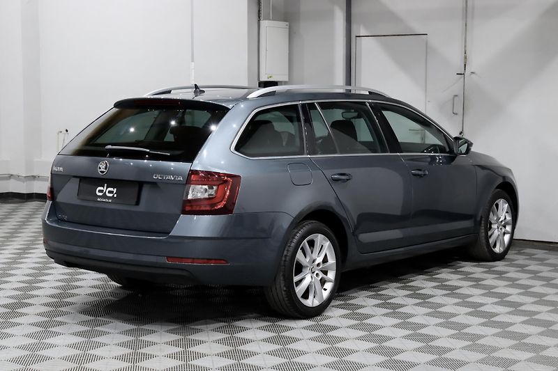 Škoda Octavia 3 FL Combi 1.4 TSI 110 kW - fotka 6 z 38