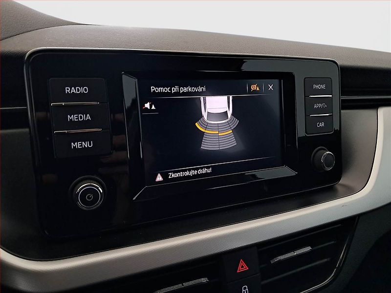 Škoda Scala (2020) Ambition 1.0 TSI, Serv.kniha - fotka 18 z 18
