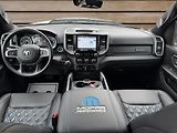 Dodge RAM (2022) +HEMI+OFFROAD PAKET+WHITE+ - náhled 19