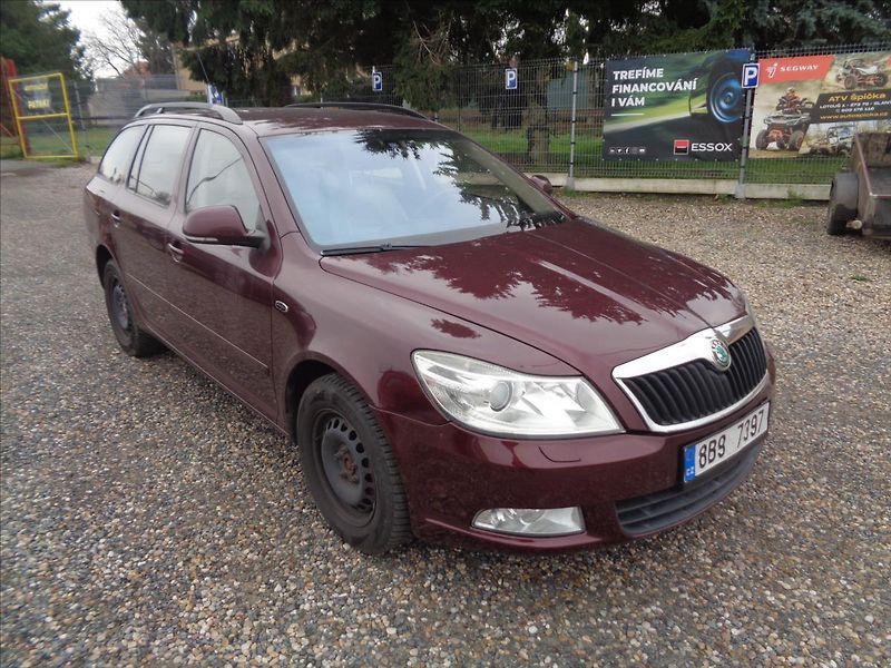 Škoda Octavia 2,0 Laurin Klement - fotka 1 z 19