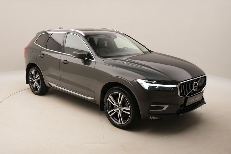 Volvo XC60 B4 AWD INSCRIPTION AUT  - fotka 17 z 50