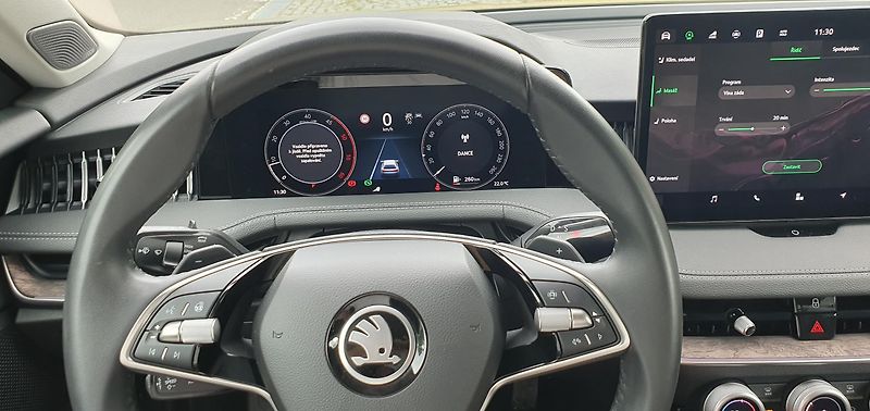 Škoda Superb (2024) 2.0tdi 142kw Dsg 4x4 L&K,ČR,1M - fotka 11 z 28