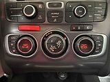 Citroën C4 (2012) 1.6i, 1.maj, AC, výhřev sed. - náhled 15