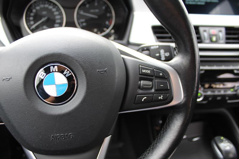 BMW X1 xDrive20d - fotka 13 z 25
