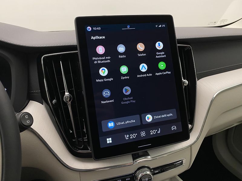 Volvo XC60 T8 AWD RECHARGE DARK ULTRA CZ - fotka 8 z 66