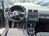 Volkswagen Touran 1,6 i 75 kW DIGIKLIMA - náhled 9