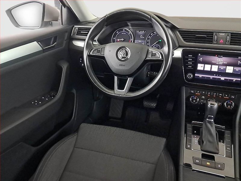 Škoda Superb (2018) Ambition 2.0 TDI, Automat - fotka 7 z 19