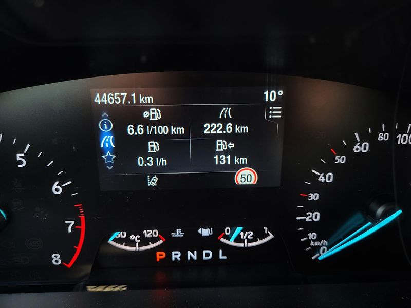 Ford Focus 1.0 EcoBoost mHEV 114kW autom. - fotka 11 z 46