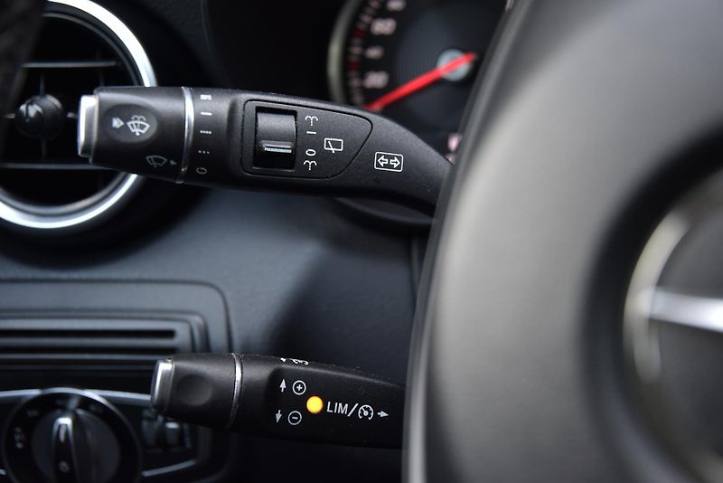 Mercedes-Benz Třídy C 180 CDi,KŮŽE,TEMP,NAVI,KLIMA - fotka 12 z 48