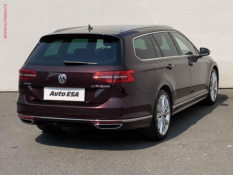 Volkswagen Passat (2016) 2.0 TDi 4Motion, R-Line, DSG - fotka 4 z 20