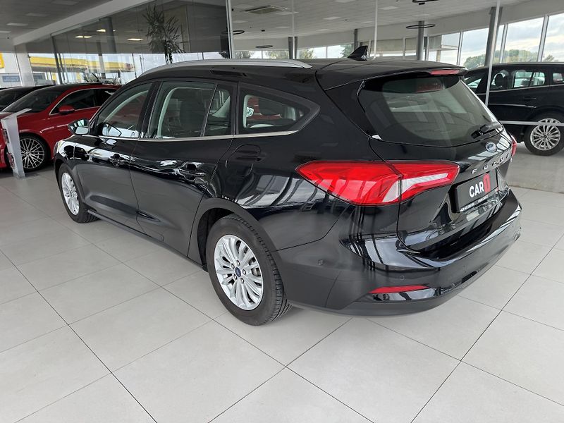 Ford Focus 1,0EB 92kW*Titanium*Navi*Kamer - fotka 7 z 35