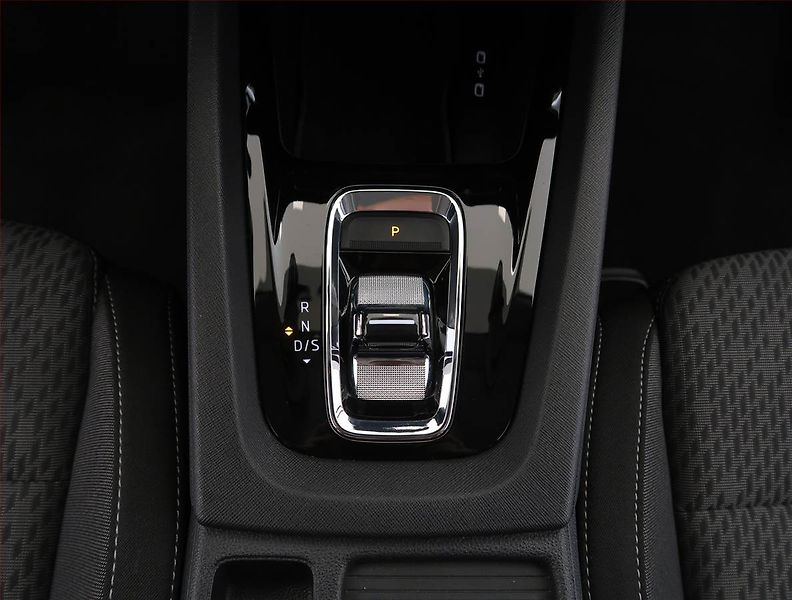 Škoda Octavia (2022) 2.0 TDI, Automat, ČR,1.maj - fotka 13 z 28
