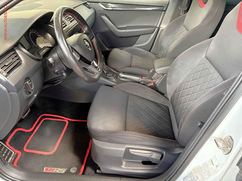 Škoda Octavia (2017) 2.0 TDI, RS, DSG, temp. - fotka 9 z 16
