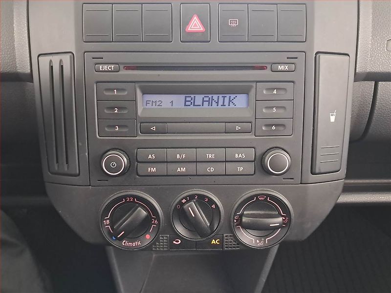 Volkswagen Polo (2008) 1.2, CZ doklady - fotka 12 z 14