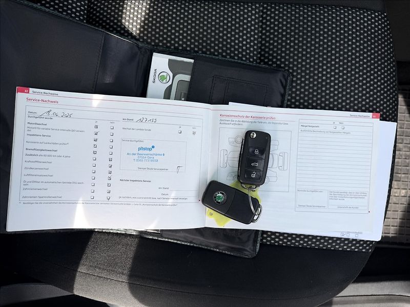 Škoda Roomster 1.2 TSI Scout/Panorama - fotka 11 z 11