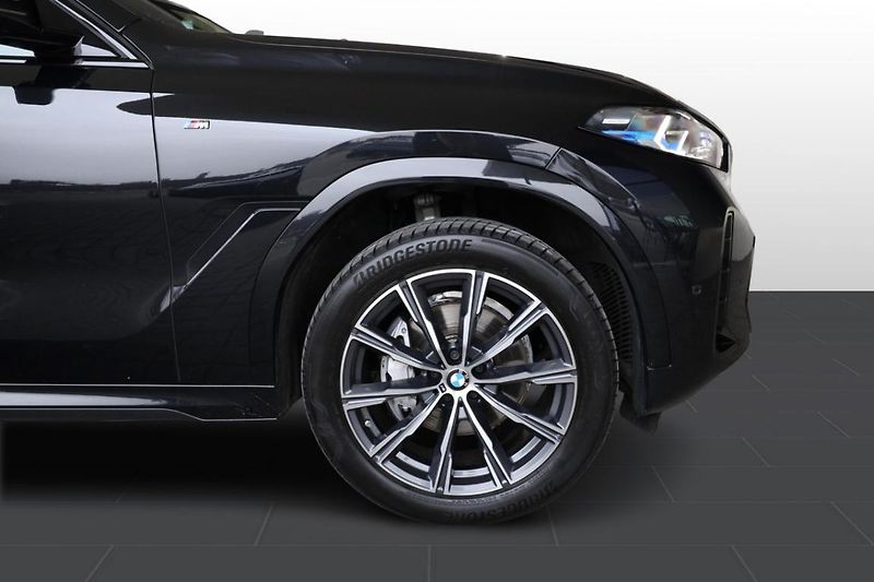 BMW X6 xDrive40d - fotka 7 z 31