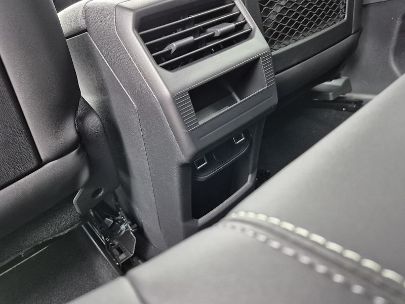 Peugeot 3008 (2026) GT Hybrid 145 e-DCS6  - fotka 11 z 27