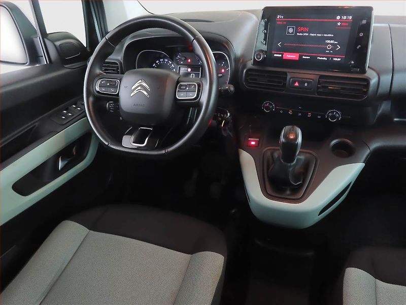 Citroën Berlingo (2020) Feel 1.5 BlueHDi, 5Míst, ČR - fotka 7 z 14