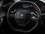 Peugeot 2008 (2023) Allure 1.2 PureTech, Automat - náhled 16