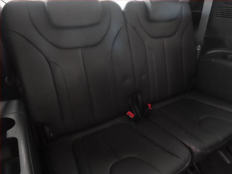 Hyundai Santa Fe (2021) 2.2 CRDi - fotka 17 z 20