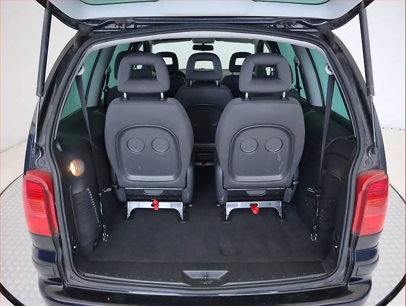Seat Alhambra (2008) 2.0 TDI, 7 míst, Tempomat - fotka 14 z 16