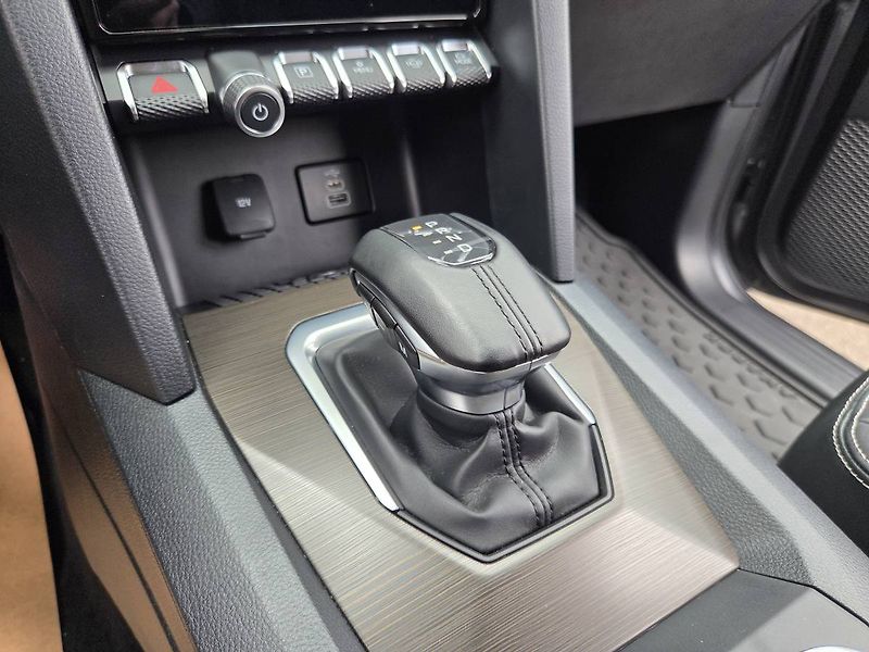 Volkswagen Amarok (2026) 3.0 TDI V6 DARK BLACK - fotka 33 z 45