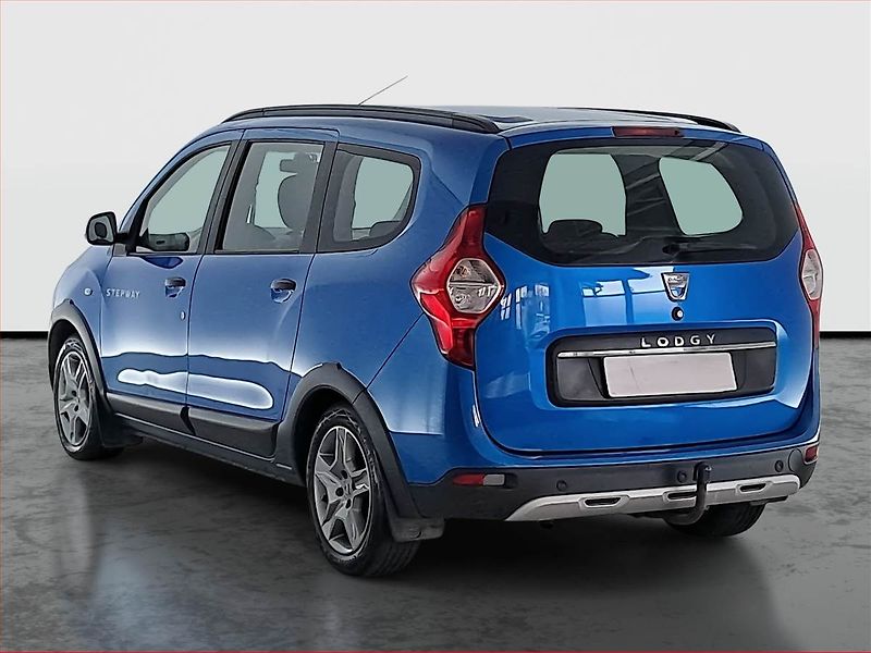 Dacia Lodgy (2018) Stepway 1.6 SCe, ČR,1.maj - fotka 4 z 20