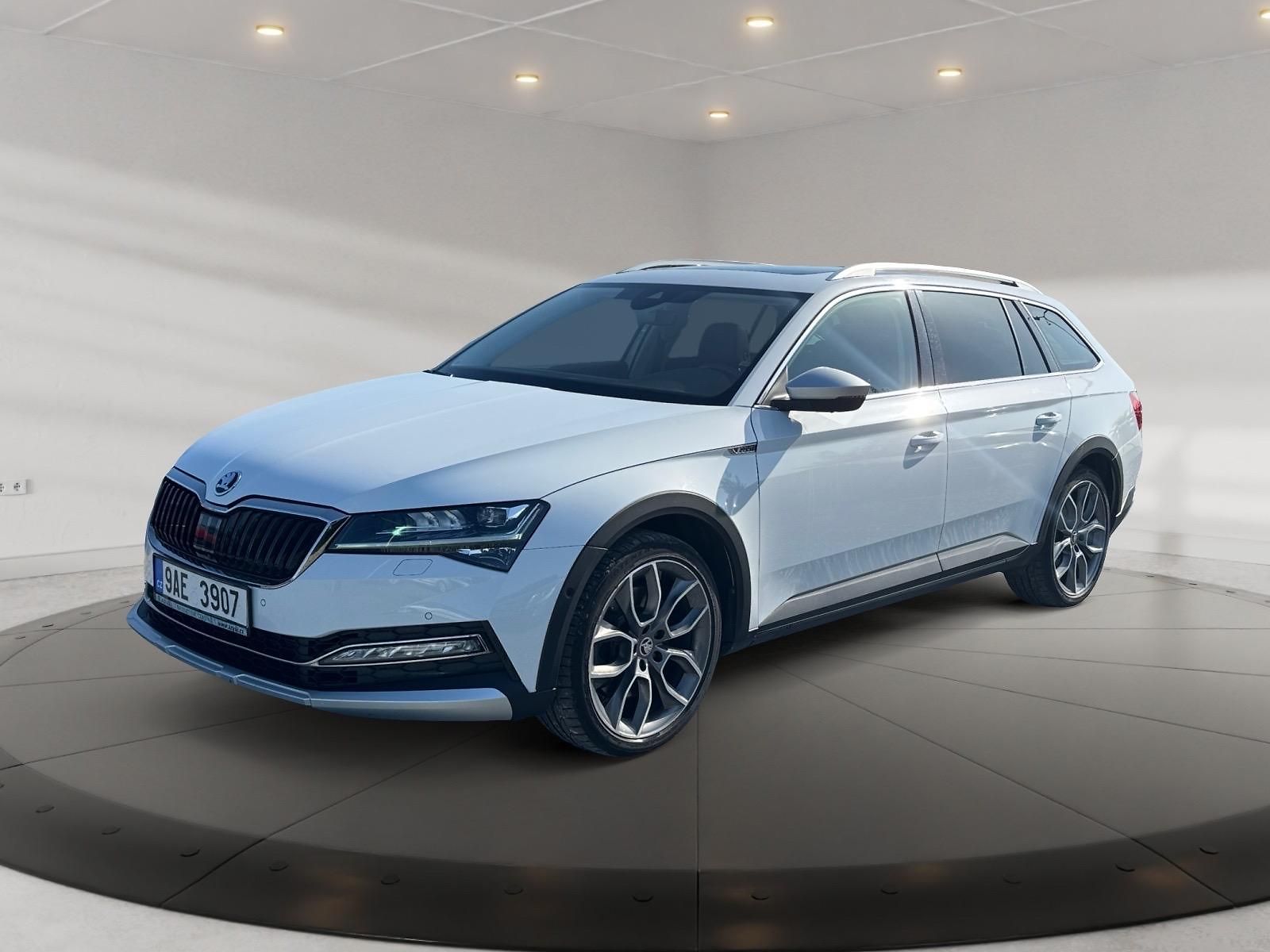 Škoda Superb SCOUT 2.0TSI 206kW DSG 4x4 CZ